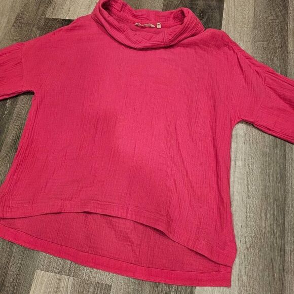 Soft Surroundings Barbie Pink size Medium Cotton Cowl Neck Top - Picture 2 of 6